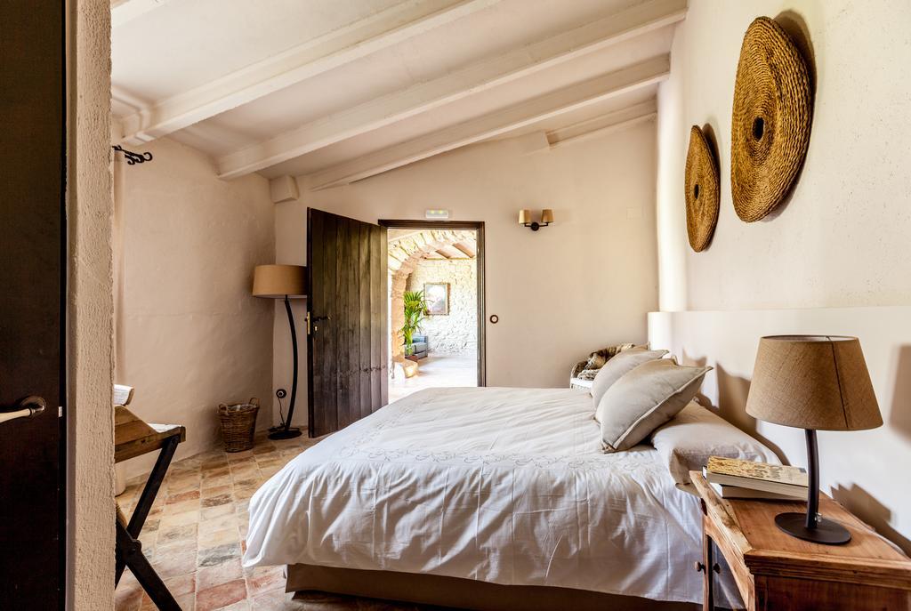 Estanca La Pau - Adults Only Guest House Malla Bagian luar foto