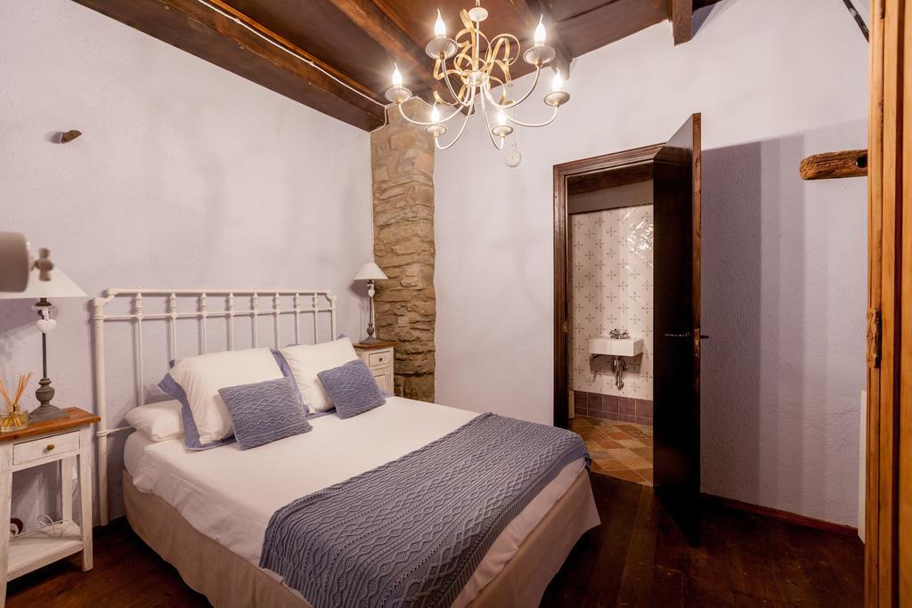 Estanca La Pau - Adults Only Guest House Malla Bagian luar foto
