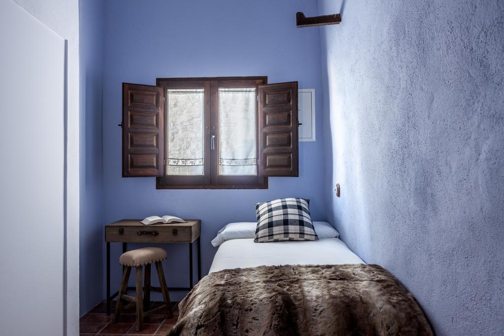 Estanca La Pau - Adults Only Guest House Malla Bagian luar foto