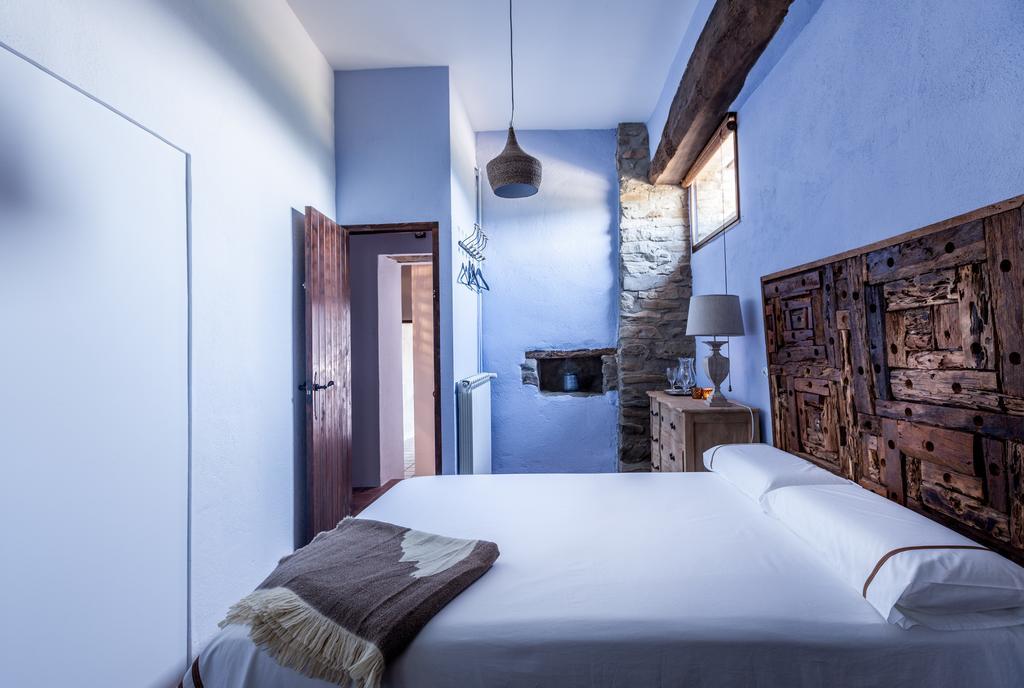 Estanca La Pau - Adults Only Guest House Malla Bagian luar foto